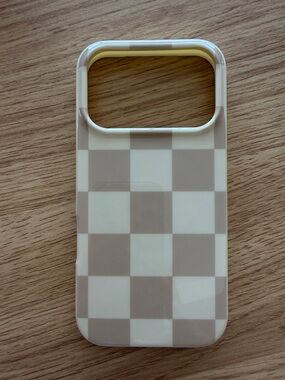 Casely iPhone 17 Pro Case Classic + MagSafe® in Neutral Checkerboard